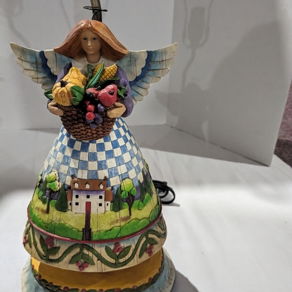 Jim Shore Lamp- Heartwood Creek- angel with vegetable basket 2004 - Picture 4 of 14